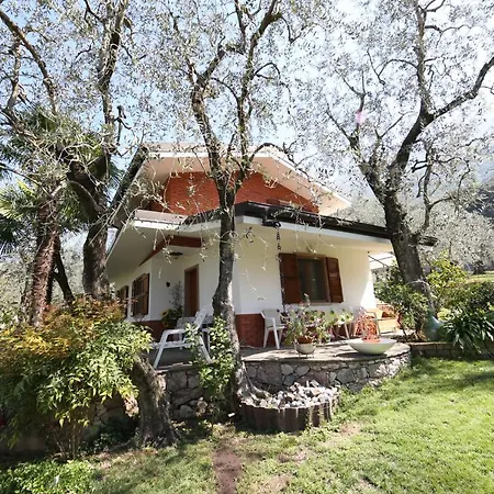 Casa Saglia Nyaraló *